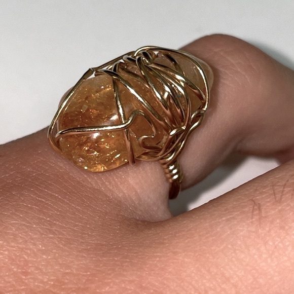 Custom Made Yellow Gold filled wire wrapped Citrine Gemstone Ring - Picture 5 of 16